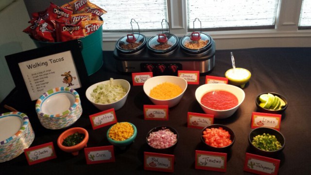 We have all the ingredients you need to earn your graduation taco bar a passing grade from your guests. Taco Bar Graduation Party - Quick Guide to Graduation Party Planning